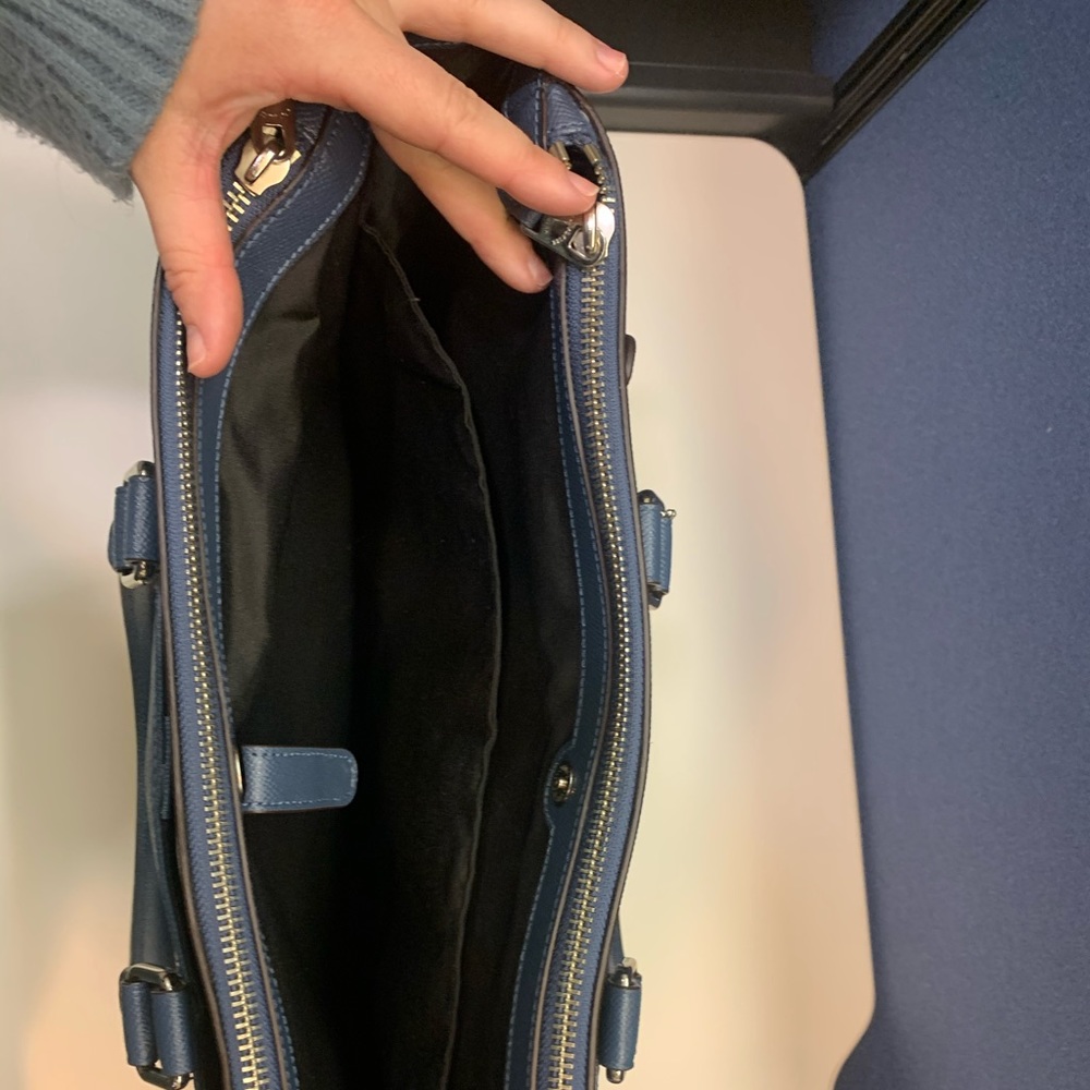 Metropolitan Slim Brief Case - Picture 3 of 7
